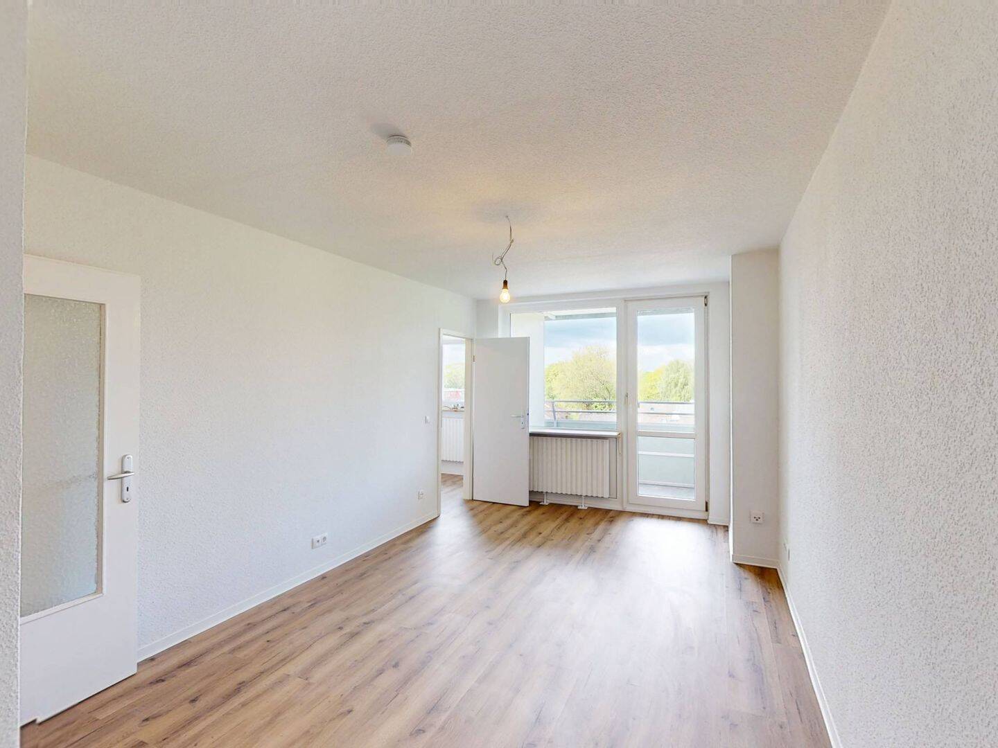 Raumwunder für Singles: Helles 1-Zimmer-Appartement mit Balkon