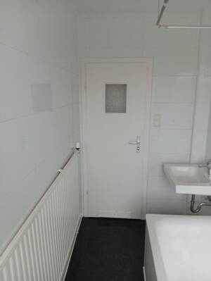 Sofort frei und frisch renoviert inkl. 500,00 € Einzugsgutschein, 3 Zimmer Wohnung zu vermieten – 47167 Duisburg – Vorschaubild 9