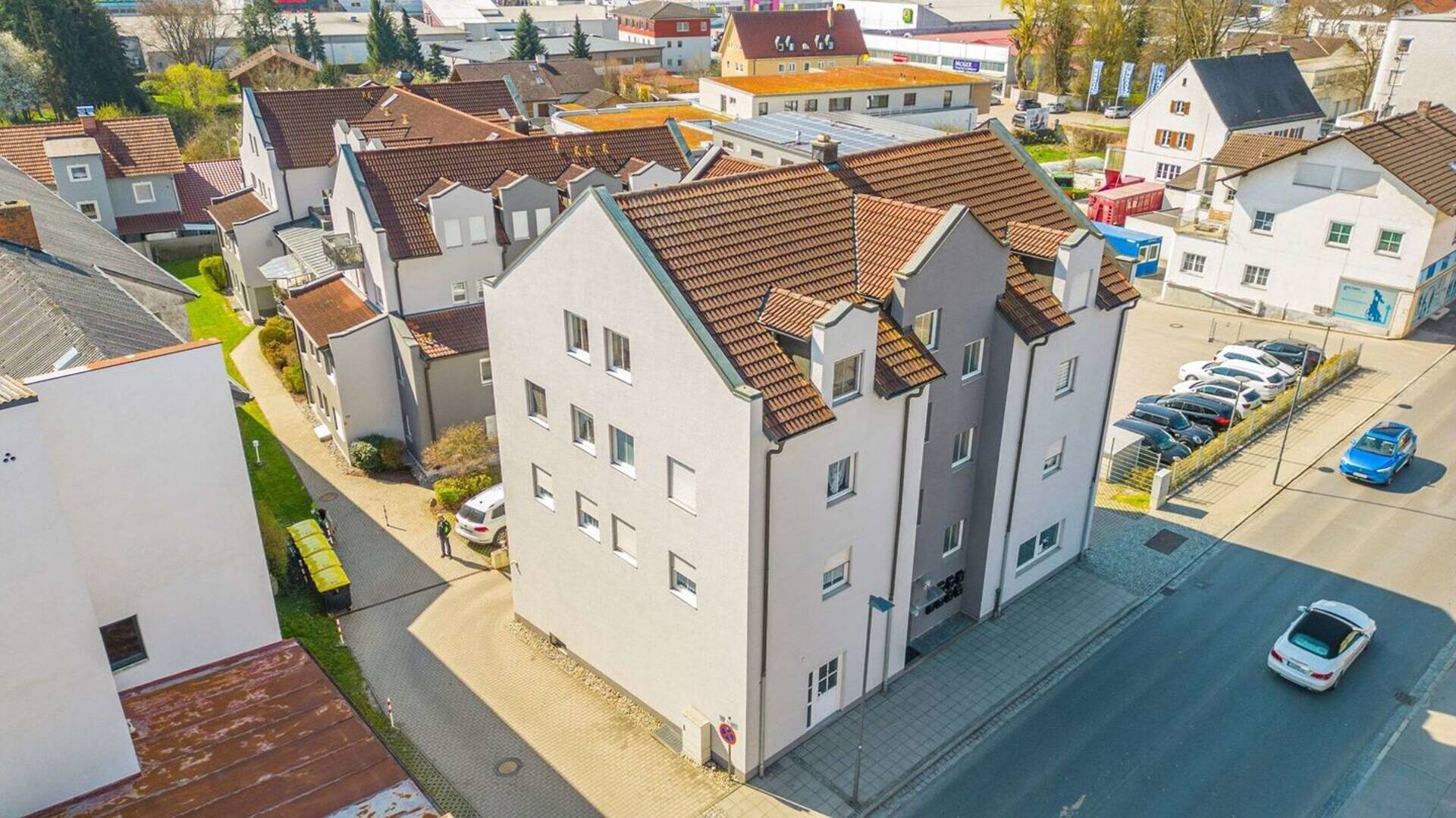 Dachgeschosswohnung in 84307 Eggenfelden mit 62 m² kaufen