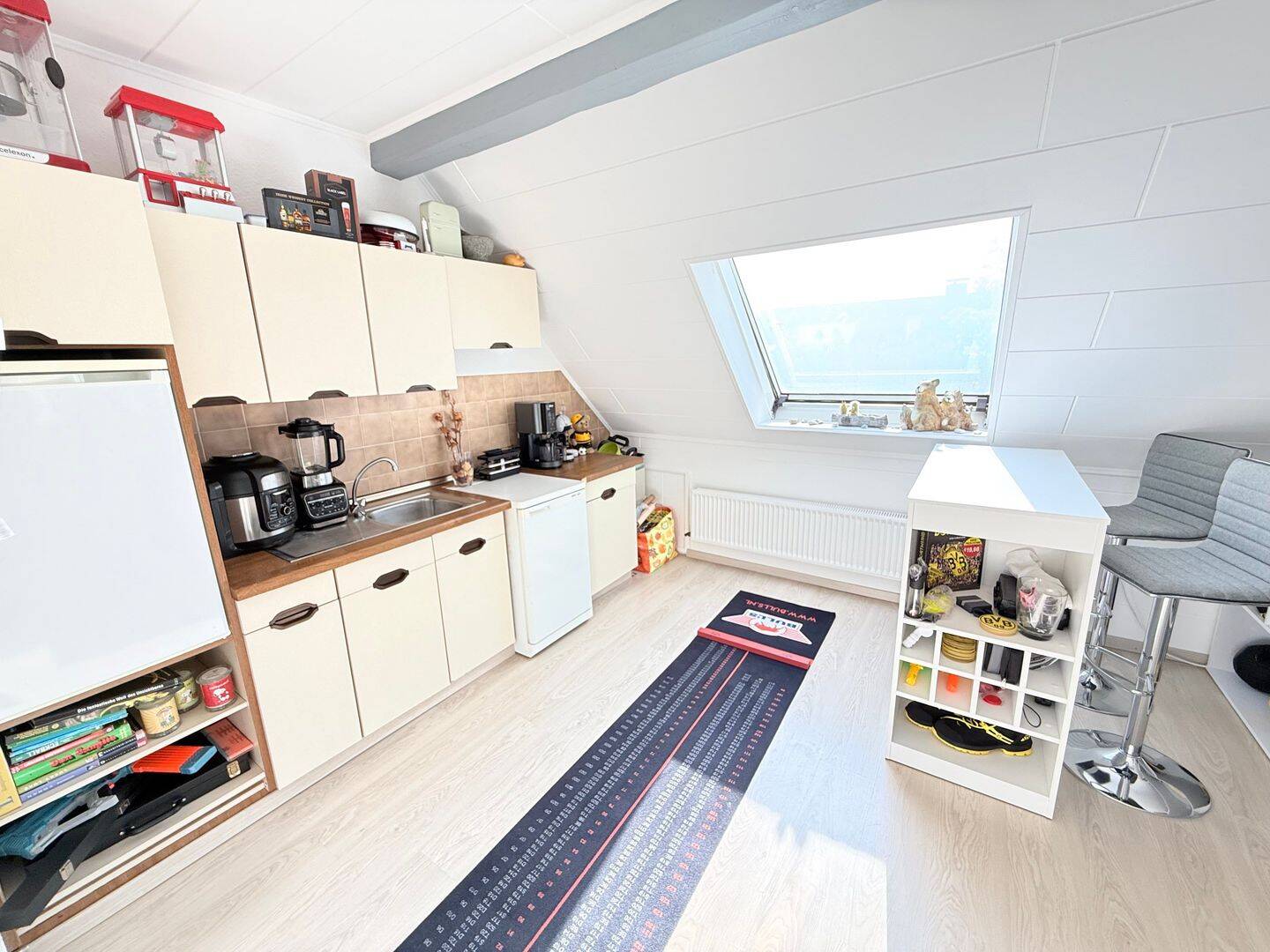 Schicke 1-Zi.-Studiowohnung im DG in offener Bauweise mit offener Küche in Hannover-Ahlem – Hannover – Vorschaubild 6