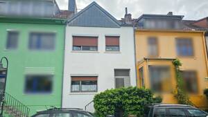 Reihenmittelhaus mit 2 Wohneinheiten zu verkaufen! – 28201 Bremen – Vorschaubild 2