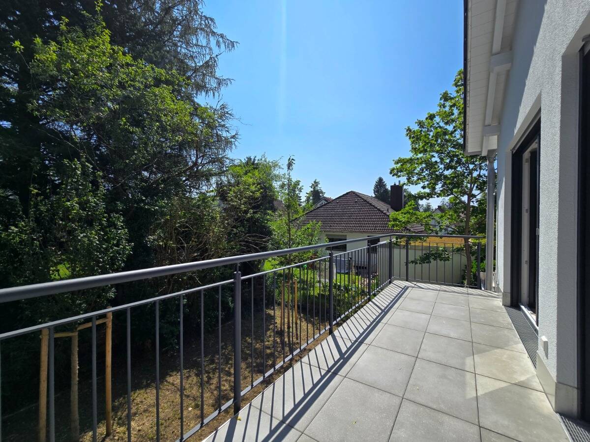 Provisionsfrei: bezugsfertige DG-Maisonettewohnung in Trudering