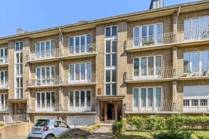 Zwischen Alster und Eilbekkanal: 2 Zimmer mit Balkon ins Grüne – 22089 Hamburg – Vorschaubild 2