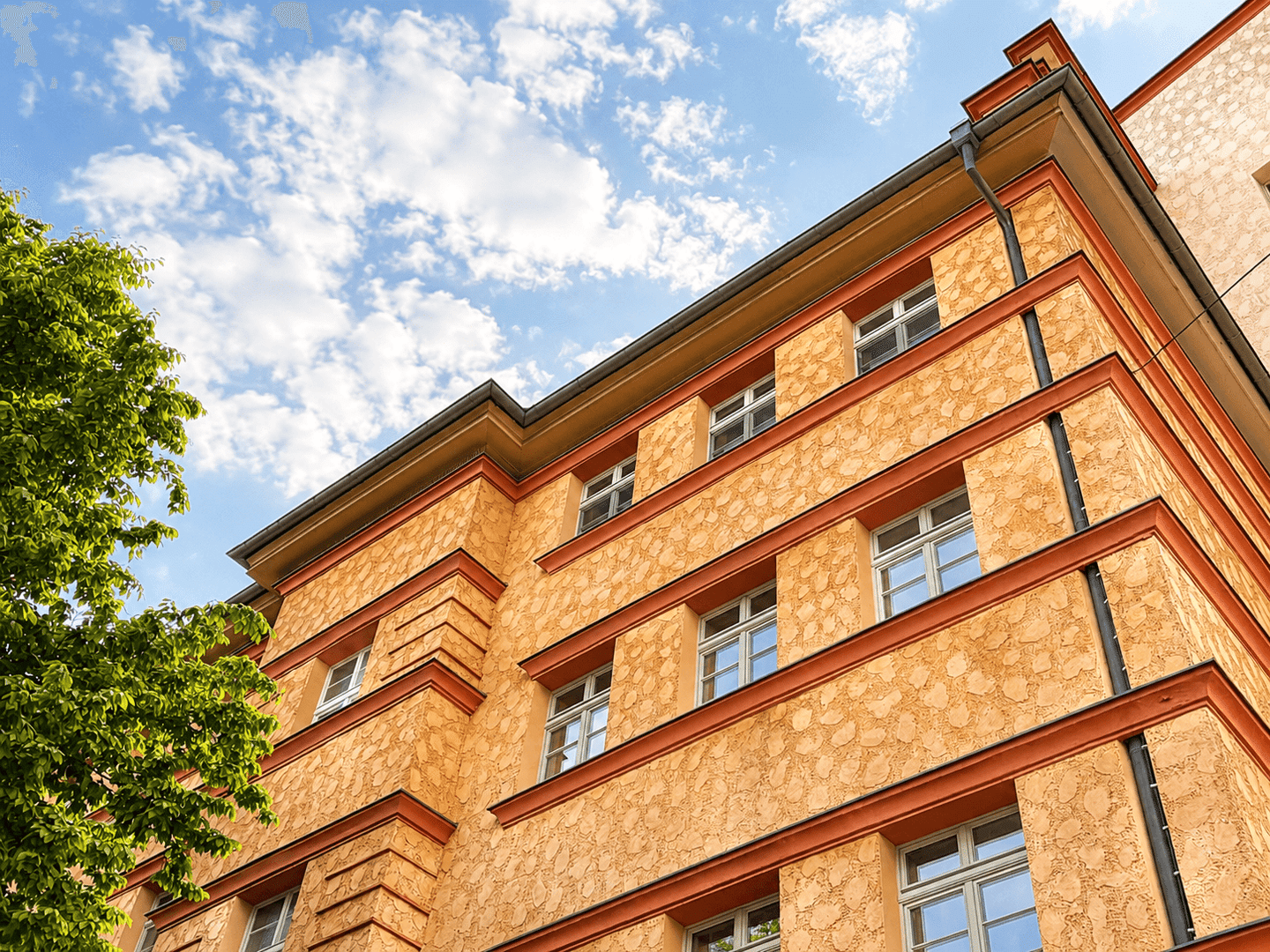 Direkt einziehen: voll ausgestattete 2-Zi.-Wohnung mit Loggia in Wahren!