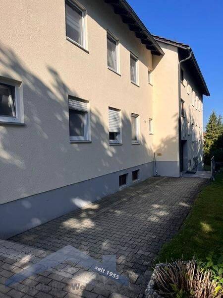 Passau Heining gemütliche Dachgeschoßwohnung, 2 Zimmer mit Küchenzeile