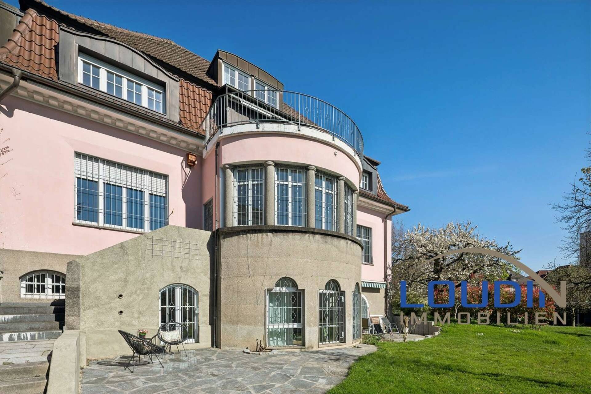 Dachgeschosswohnung in 77652 Offenburg mit 93,12 m² kaufen