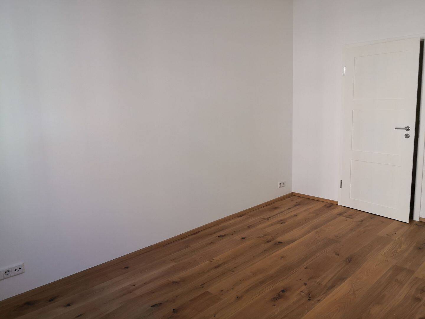 3 Zimmerwohnung mit Balkon, neu saniertes Altbaujuwel – Nürnberg – Vorschaubild 7