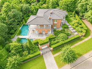 Ihr privates Paradies - Exklusive Designvilla mit Naturpool und Resort-Charakter
