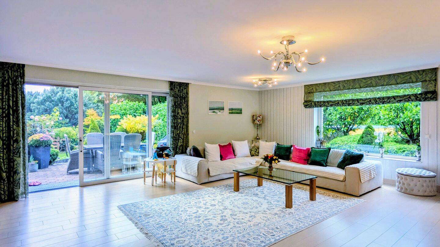 Großzügiges Zuhause mit Wellness & Traumgarten in Bremen-Oberneuland – Bremen – Vorschaubild 5