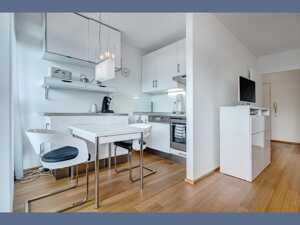 Möbliert: Geräumige 1-Zimmer Wohnung – 80805 München – Vorschaubild 3