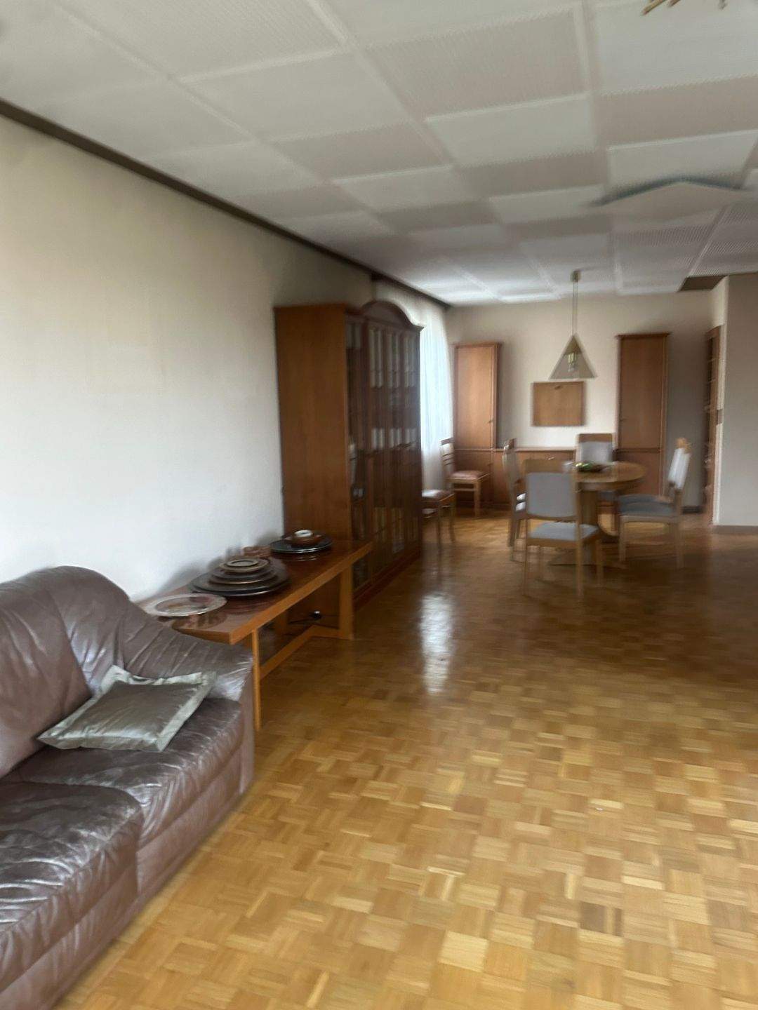 Geräumiges Familienhaus mit 9 Zimmern in Würzburg Versbach – Würzburg – Vorschaubild 4