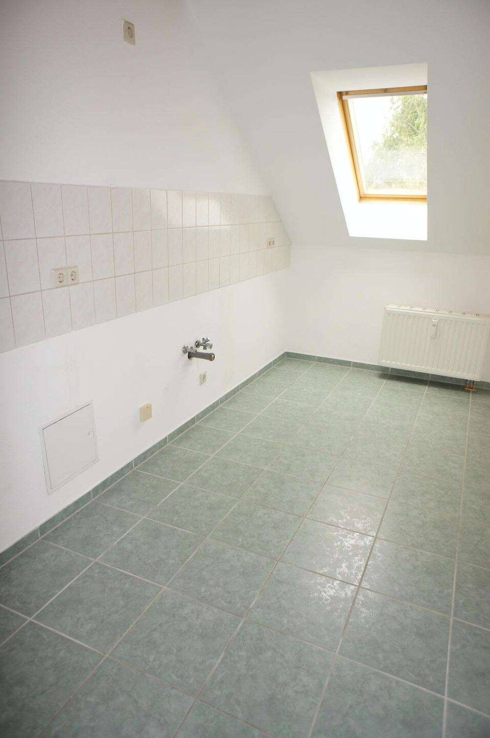 Traumwohnung in ruhiger Lage - im Dachgeschoss - frei ab 1.6.26 – Chemnitz – Vorschaubild 5