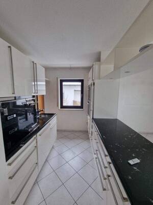Helle 3 Zimmer-Wohnung mit Balkon und Carport – 90765 Fürth – Vorschaubild 4