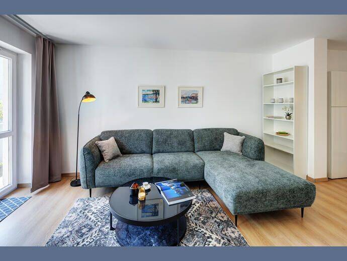 Möbliert: Sehr schöne möblierte Wohnung in Sendling-Westpark – München – Vorschaubild 2