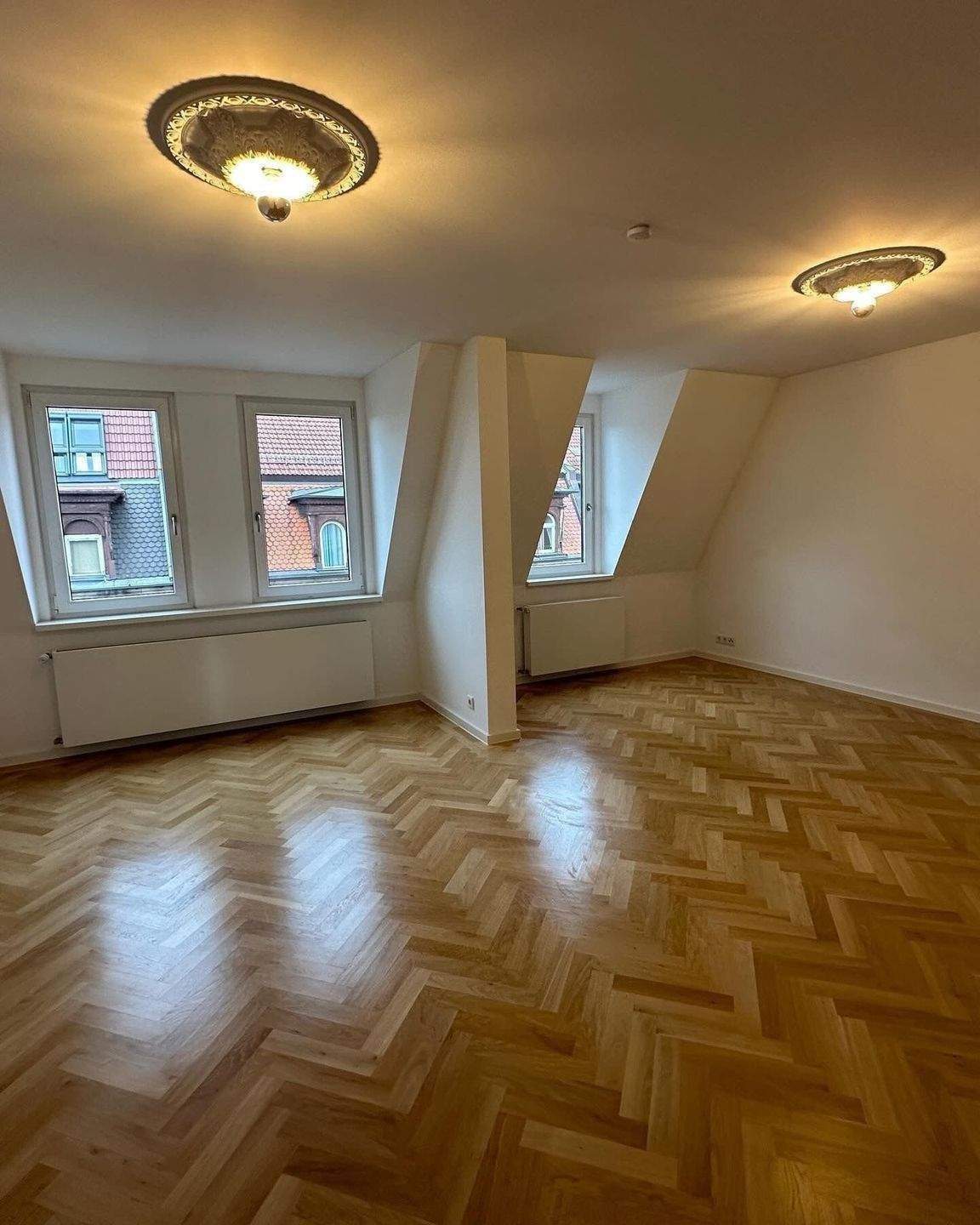 N-Gostenhof ~ kernsanierte 2-Zi-Jugenstiletage ~ nur als Kapitalanlage ~ Einbauküche ~ Tageslichtbad – Nürnberg – Vorschaubild 2
