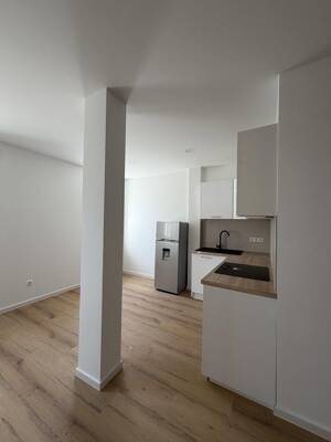 Schöne kleine zwei Zimmer Wohnung