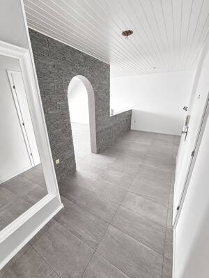 3-Zimmer Dachgeschosswohnung mit Einbauküche und Klimaanlage – 51371 Leverkusen – Vorschaubild 4