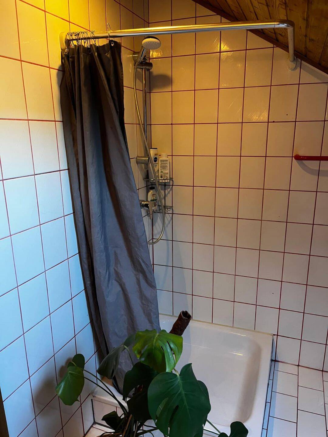 Gemütliche Dachgeschosswohnung mit Balkon in ruhiger Sackgasse – Heidelberg – Vorschaubild 4