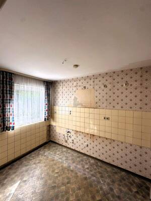 Charmantes Reihenmittelhaus in gefragter Lage verwirklichen Sie Ihre Wohnideen – 90475 Nürnberg – Vorschaubild 7