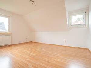 Ruhig gelegenes Einfamilienhaus mit Garage und Garten in gewachsener Wohnlage von Bielefeld-Ummeln! – 33649 Bielefeld – Vorschaubild 9