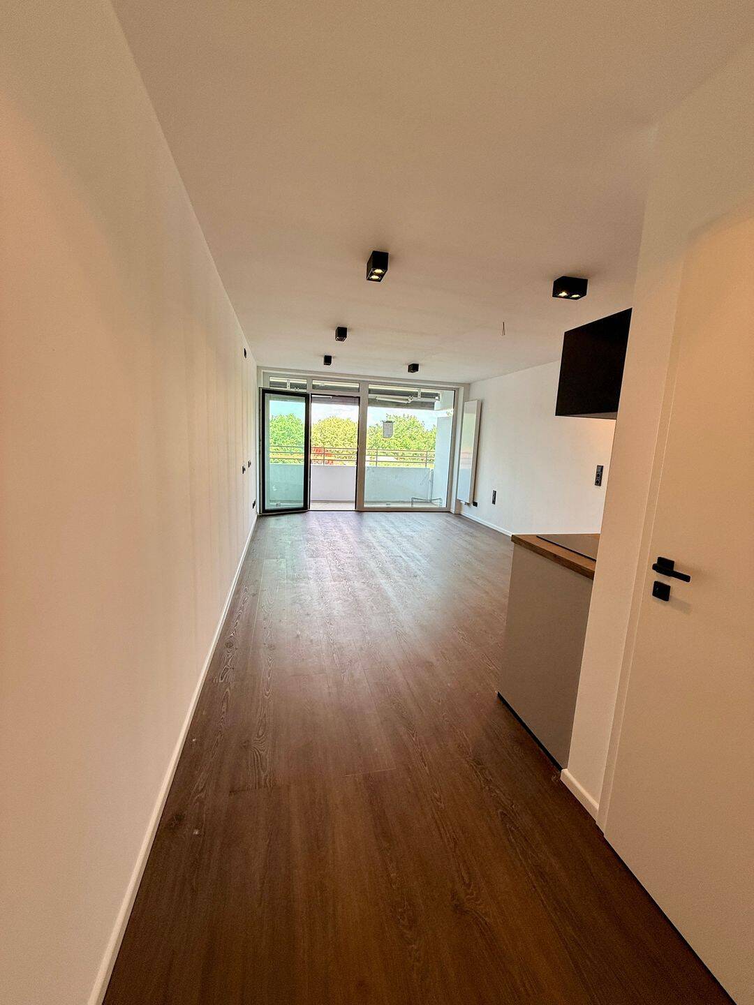 Sofort einziehen im LEO 202 - Design-Apartment am Schwabinger Tor mit SKY-Lounge