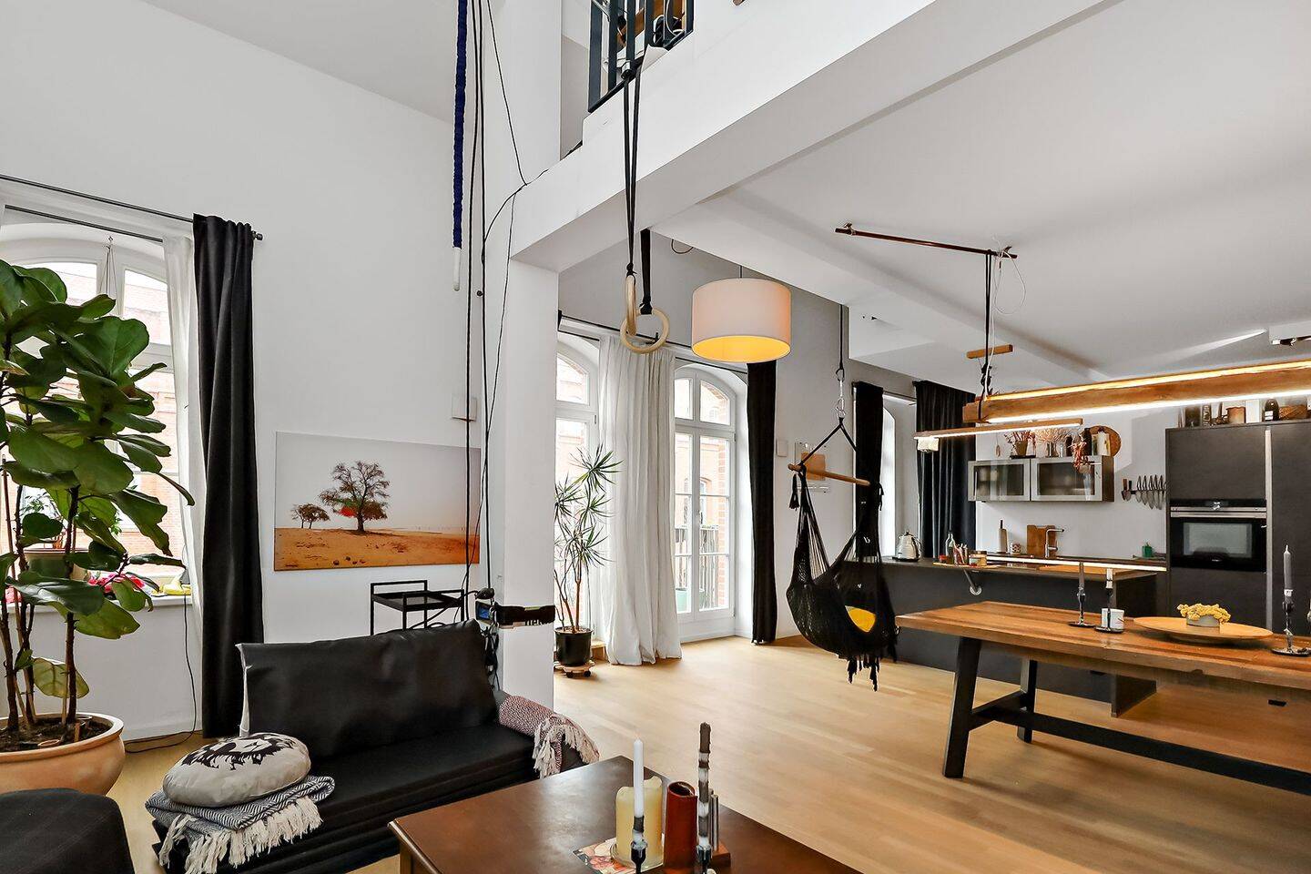 Galerie-Loft mit Spreeblick: Zwei Bäder und jede Menge Wow – Berlin – Vorschaubild 3
