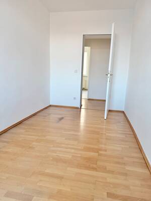 3 Zimmer mit Balkon in ausgezeichneter Citylage – 10115 Berlin – Vorschaubild 6