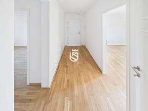 Hochwertige 4-Zimmer-Dachgeschosswohnung mit Balkon in gefragter Lage von Halle – 6112 Halle (Saale) – Vorschaubild 3