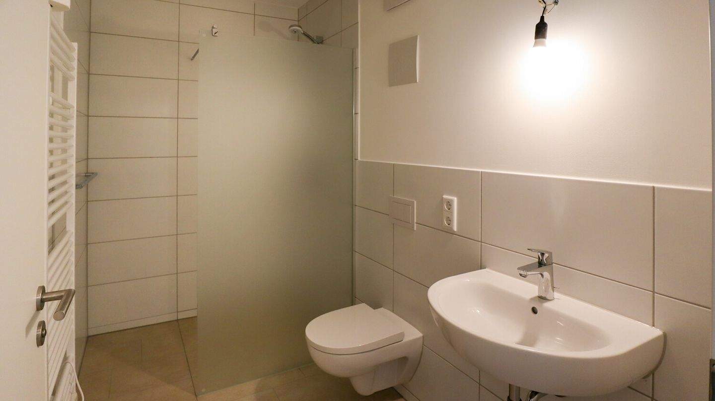 Ruhige 2-Zimmer-Erstbezugwohnung Innenstadt mit Terrasse und kleinem Garten – Reutlingen – Vorschaubild 7