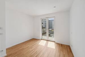 Attraktive 3-Zimmer-Wohnung mit Loggia und Balkon im Zentrum von Kiel – 24103 Kiel – Vorschaubild 9
