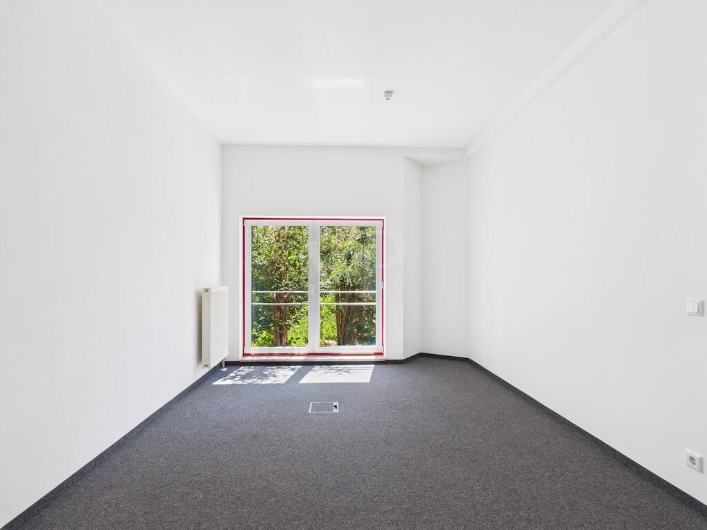 Top Investition !! Exklusives Bürogebäude - frisch renoviert - in markanter Stadtlage – Ingolstadt – Vorschaubild 5