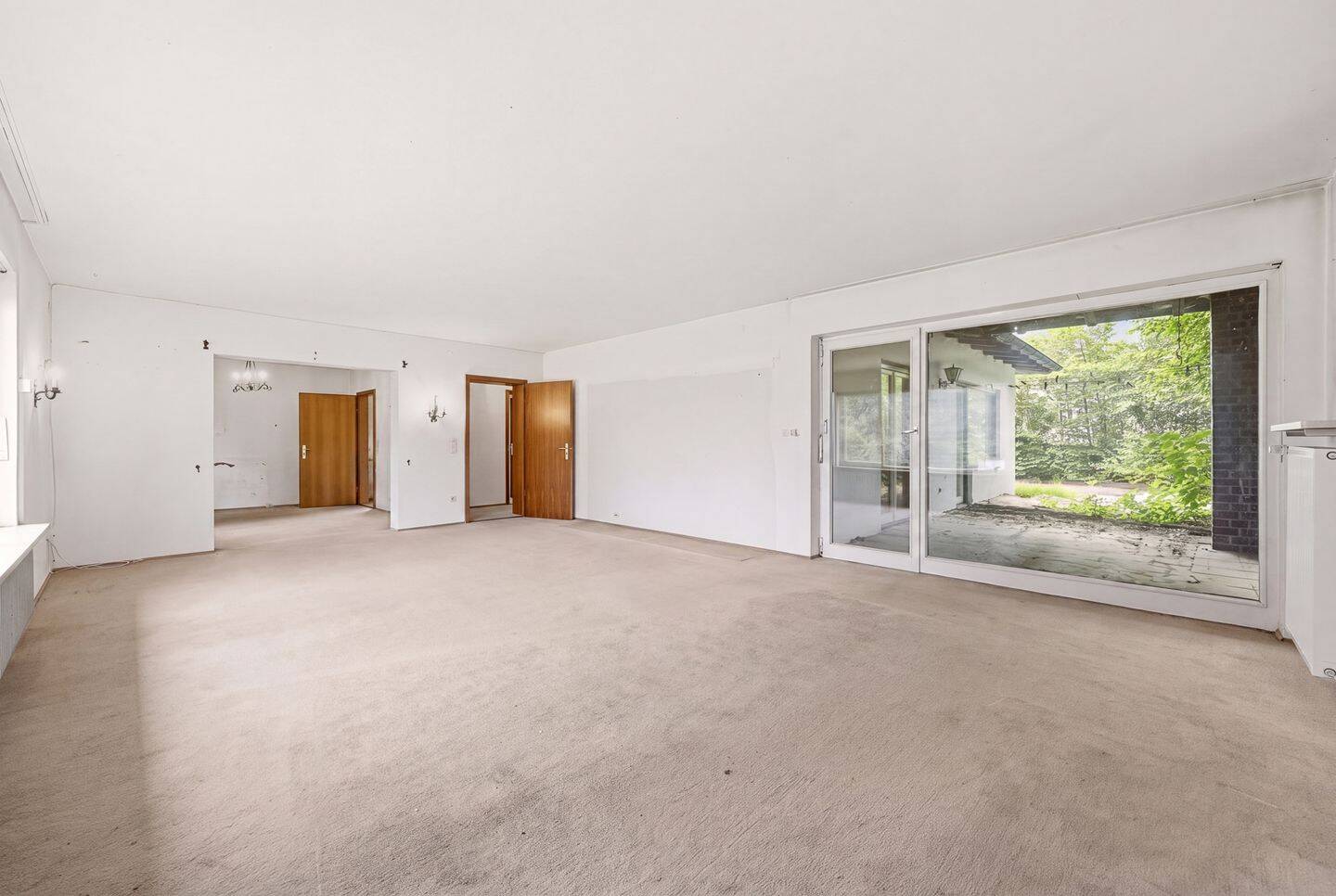 Einfamilienhaus mit großem Potenzial auf über 1.000 m² Grundstück in Waldperlach – München – Vorschaubild 2