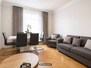 Ruhig wohnen, zentral leben - gepflegte Drei-Zimmer-Wohnung – 60489 Frankfurt am Main – Vorschaubild 1