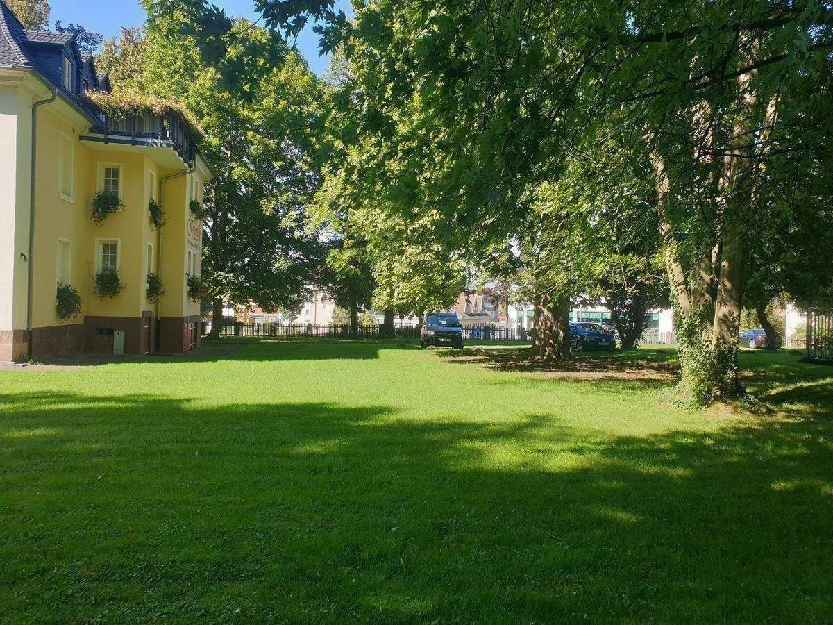 Einzigartige Villa auf einem parkähnlichen Grundstück mit viel Gestaltungspielraum – Hofgeismar – Vorschaubild 3