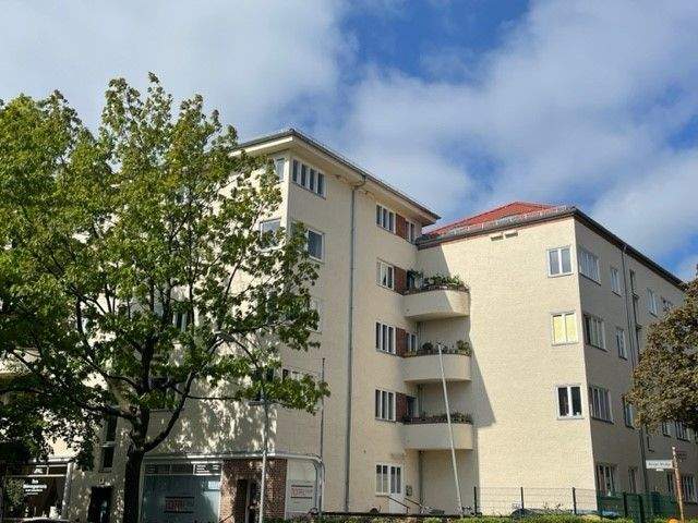 Attraktive vermietete Eigentumswohnung nahe Rüdesheimer Platz – Berlin – Bild 1 von 2