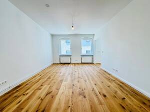 NEU: Bezugsfreie und vollständig sanierte 2-ZKB Wohnung in Berlin-Mitte/Wedding | provisionsfrei – 13347 Berlin – Vorschaubild 1