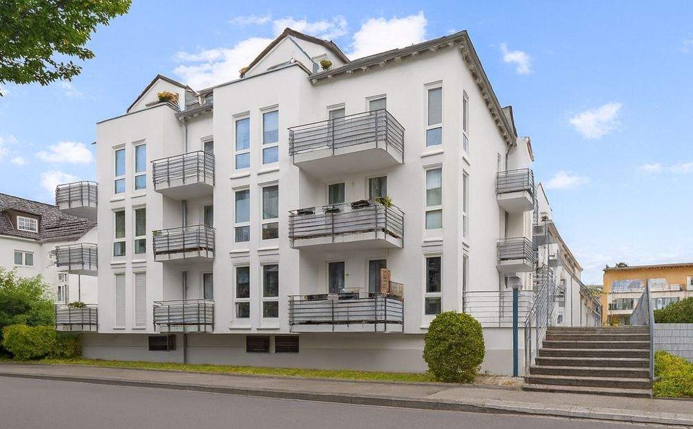 Kapitalanlage in Bonn-Beuel: Gut vermietete und modernisierte 2-Zimmerwohnung – Bonn – Bild 1 von 9