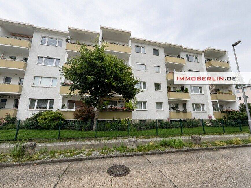 IMMOBERLIN.DE - Lichtdurchflutete Wohnung mit ruhigem Südbalkon in beliebter Lage