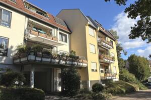 Freie 4-Zimmer-Wohnung in ruhiger Lage mit Garagenstellplatz!