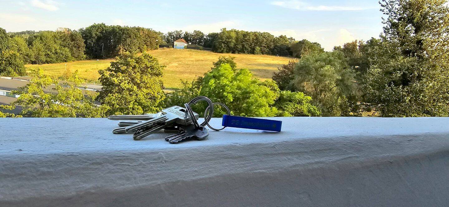 Wohnung zur Vermietung in Gera, Balkon, Küche, Laminat, Keller – Gera – Vorschaubild 2