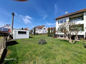 Reiheneckhaus mit großem Gartengrundstück in ruhiger Wohnlage von Ulm-Einsingen