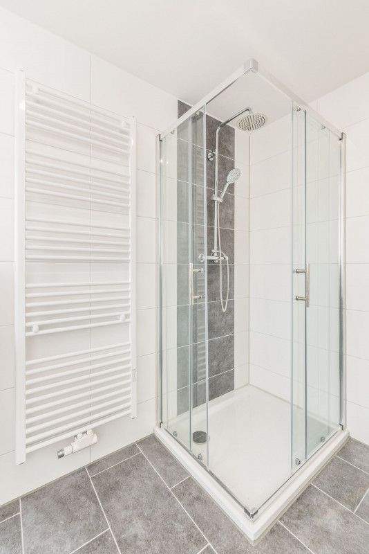 Erstbezug nach Sanierung - mit Wanne und Dusche – Chemnitz – Vorschaubild 5