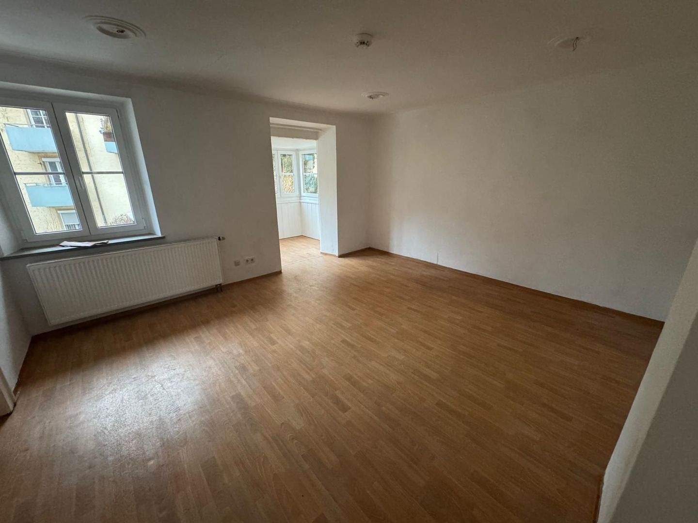 Helle 4-Zimmer-Wohnung in Top-Lage und bereits renoviert - im 1. OG – Nürnberg – Vorschaubild 7