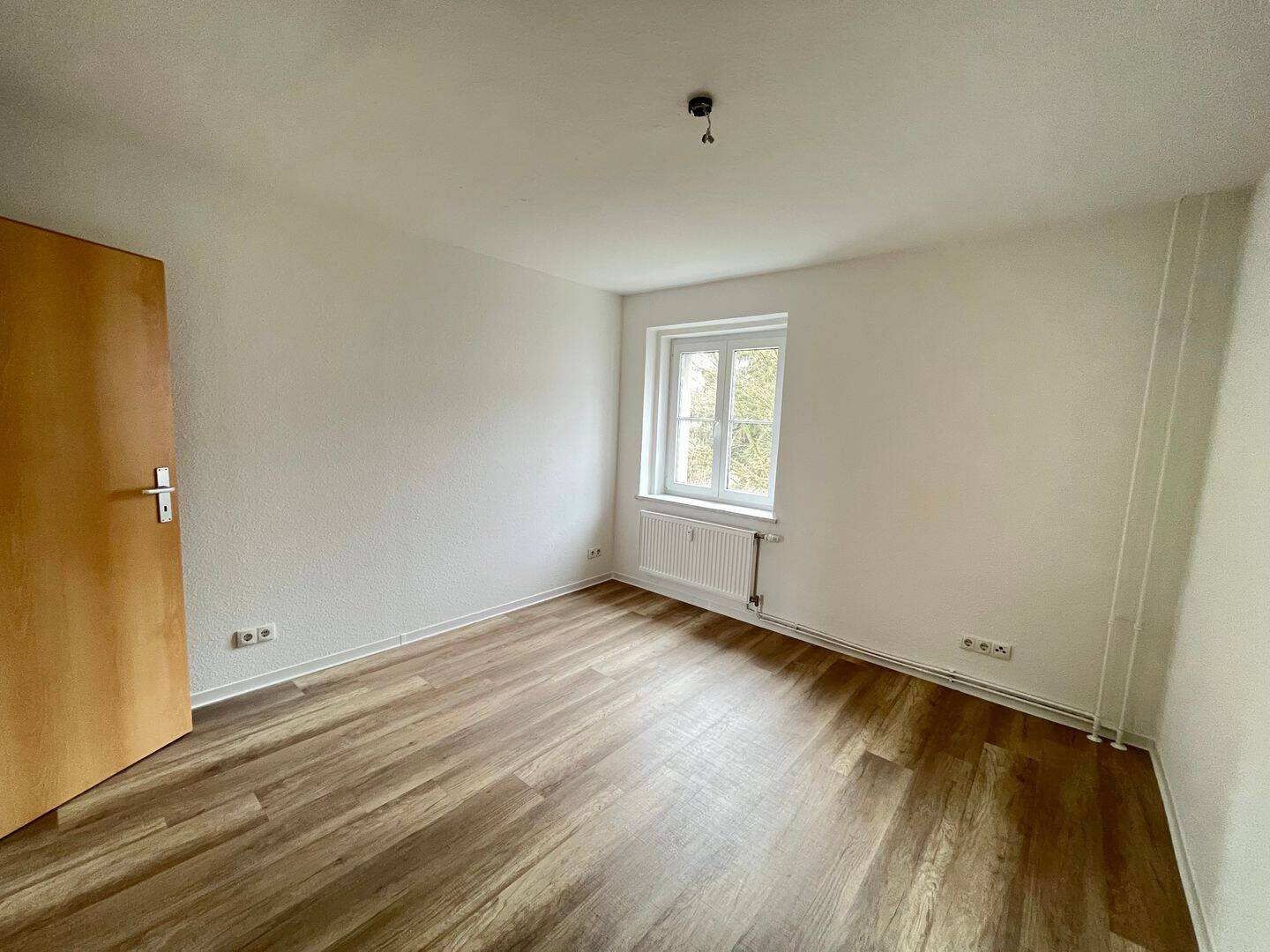 Moderne 2-Zimmer-Wohnung zur Miete in Chemnitz, Altchemnitz – Chemnitz – Vorschaubild 4