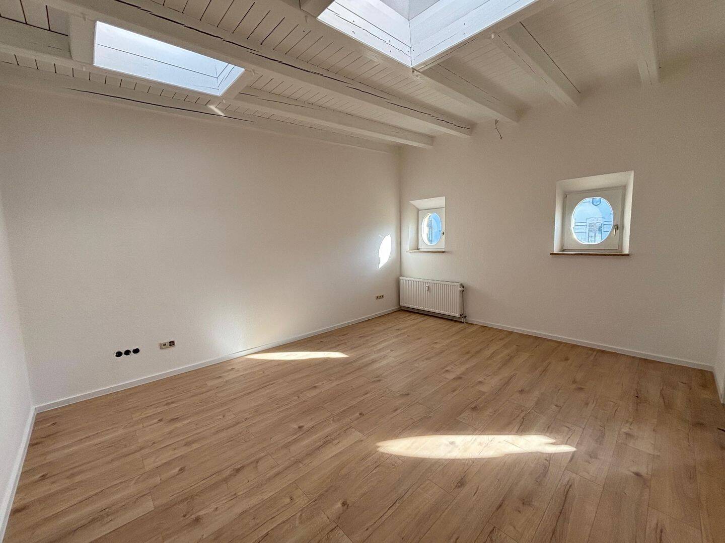 Für Sie in Sanierung! Ihr neues Zuhause im Herzen von Stadtfeld Ost – Magdeburg – Vorschaubild 3