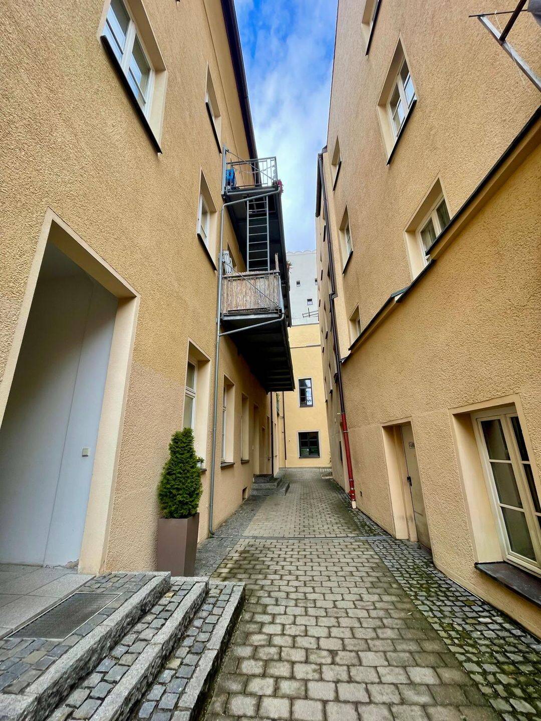 Denkmalschutzimmobilie exklusive 4-Zimmer-Wohnung / Dachgeschoss-Wohnung Regensburg - Altstadt – Regensburg – Vorschaubild 8