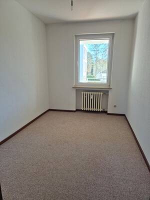 Großzügige 4-Zimmerwohnung mit Balkon in begehrter Wohnlage von Bonn-Röttgen! – 53125 Bonn – Vorschaubild 5