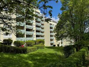 "Natur und Komfort - renovierungsbedürftige 4,5-Zi.-OG-ETW in Stuttgart-Hoffeld" – 70597 Stuttgart – Vorschaubild 3