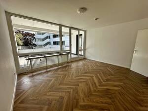 Bremen Horn: Erstbezug nach Modernisierung, 3 Zi. Wohnung, Wellnessbereich, Balkon, TG-Stellplatz – 28359 Bremen – Vorschaubild 9