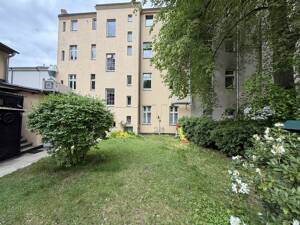 - Nachhaltiges Investment mit Perspektive - MFH unter Ensembleschutz in zentraler Lage (5 WE + 3 GE + Remise) – 14167 Berlin – Vorschaubild 4